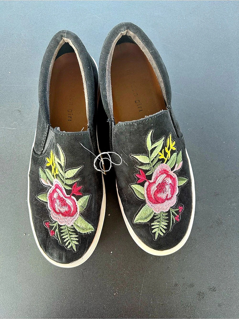 INC International Concepts Floral Slip-On Sneakers in Black & White size 8